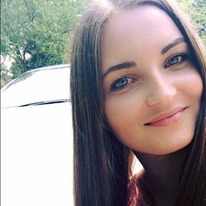 Meet your Posher, Kristina